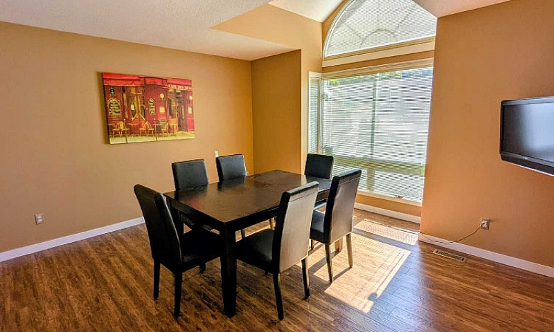 4 Bedroom 3 Bathroom...