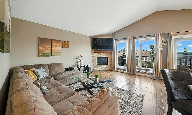 29 Portway Close, Bl...