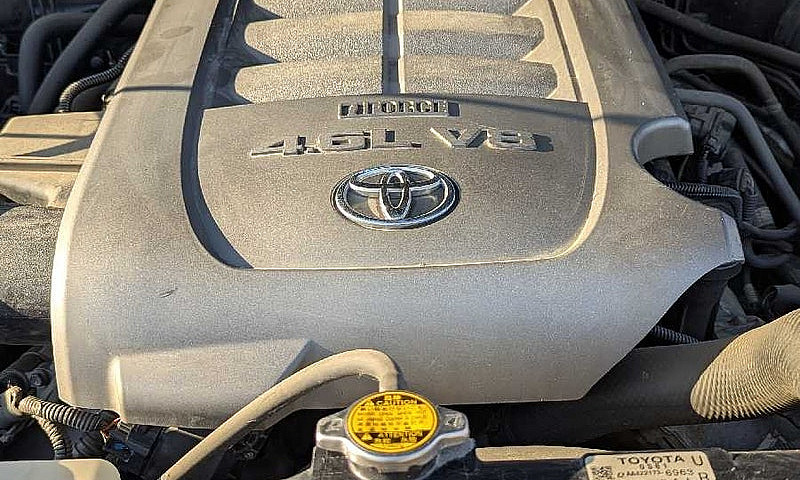 2010 Toyota Tundra R...