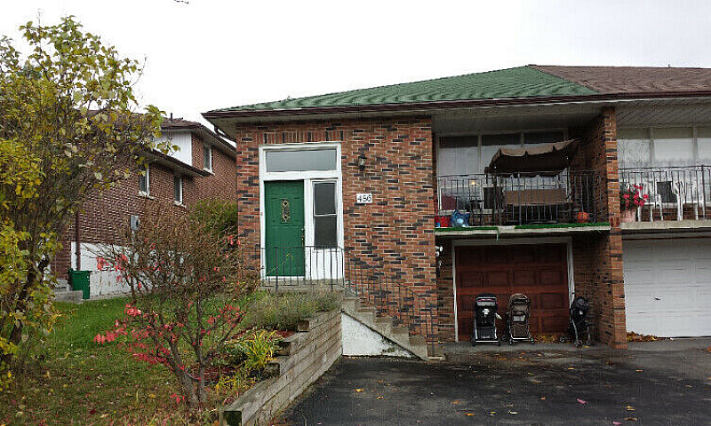 2 Bedroom Walkout Ba...