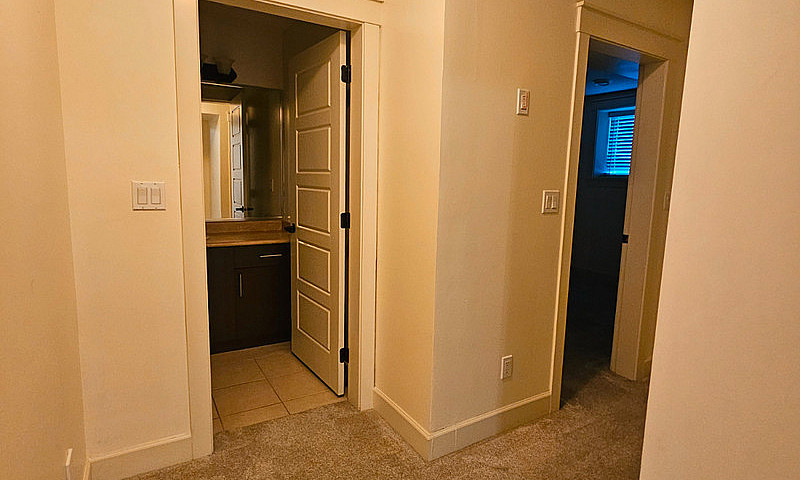 2 Bedroom Basement S...
