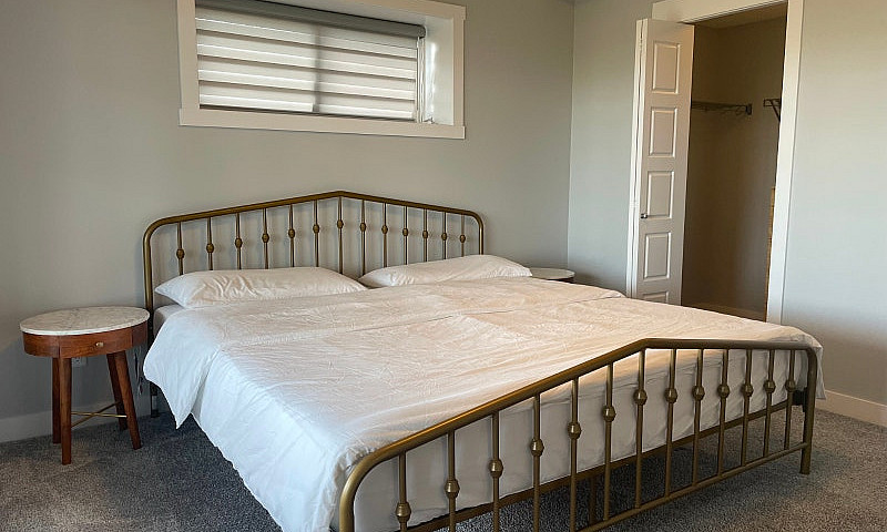 2-Bedroom Fully Furn...