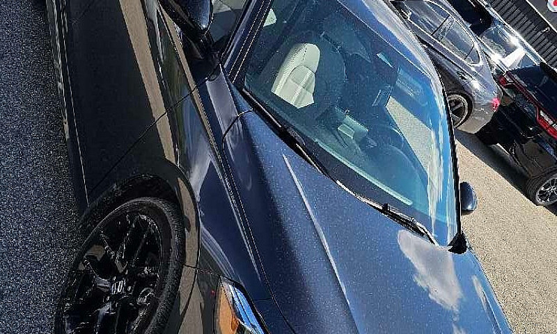 Honda Civic Hybrid 2...