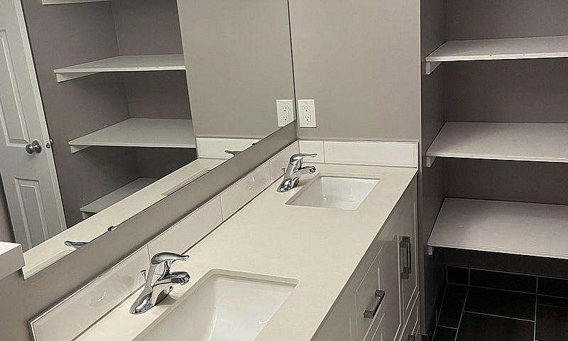 Newly Renovated 3 Be...