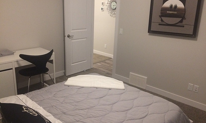 New Furnished 2 Bedr...