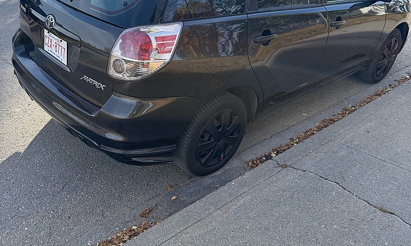 2005 Toyota Matrix...