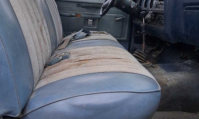 Rare 1985 Dodge D100...