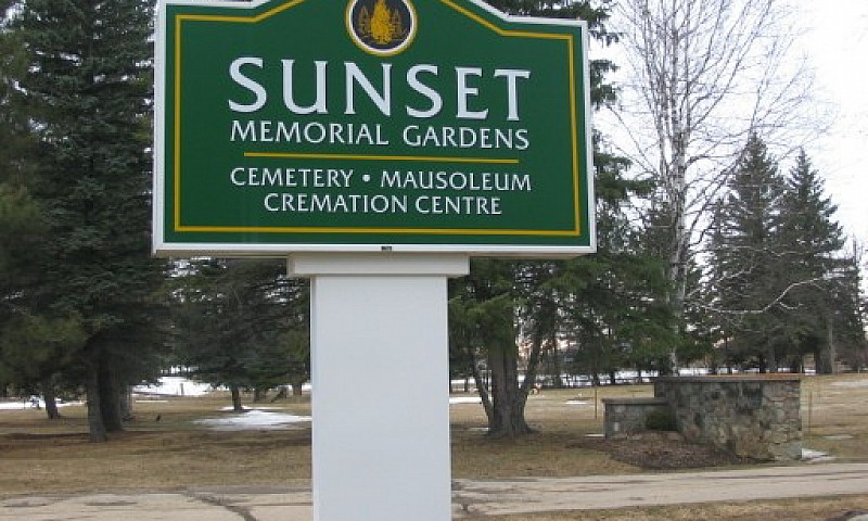 Sunset Memorial Gard...