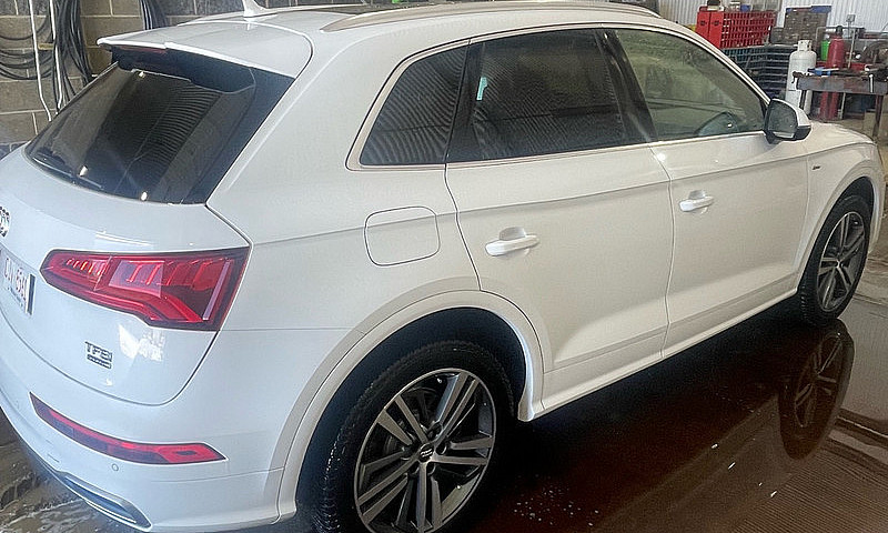 2018 Audi Q5 Technik...