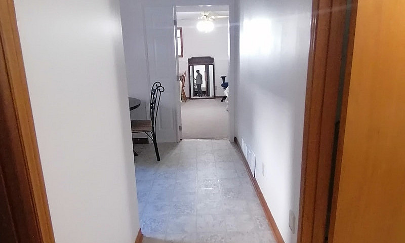Furnished Basement N...