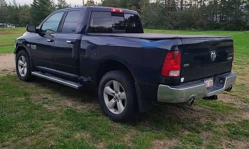 Dodge Ram 1500 Crew ...