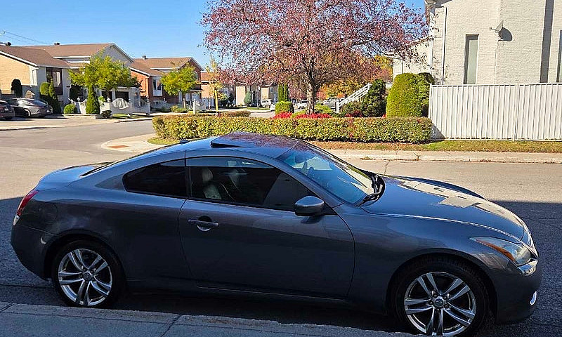 Infiniti G37X 2010...