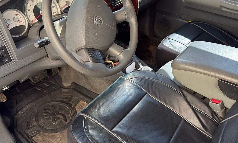 2006 Dodge Dakota/Tr...