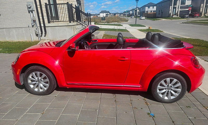 2014 Volkswagen Beet...