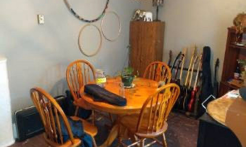 Large 2 Bedroom Apar...