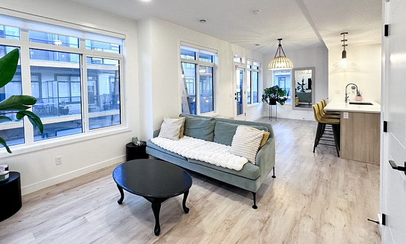 Modern 3-Bedroom, 2....