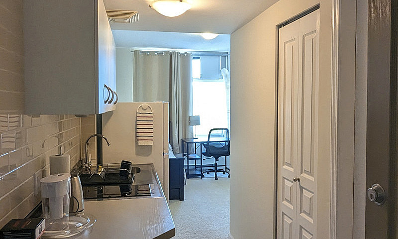 Sfu Furnished Studio...