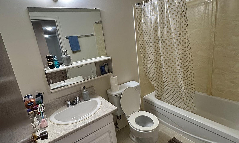Room For Rent...