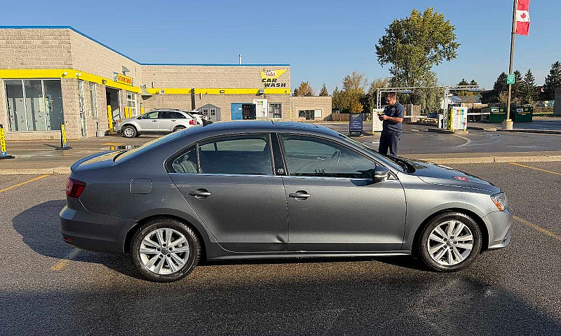 2017 Volkswagen Jett...