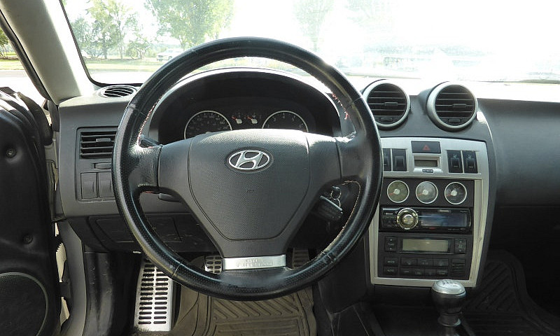 2006 Hyundai Tiburon...