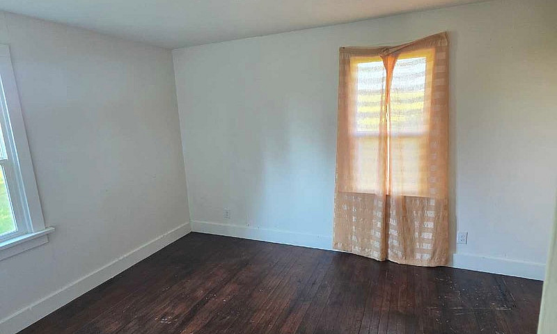 Bentley House Rental...