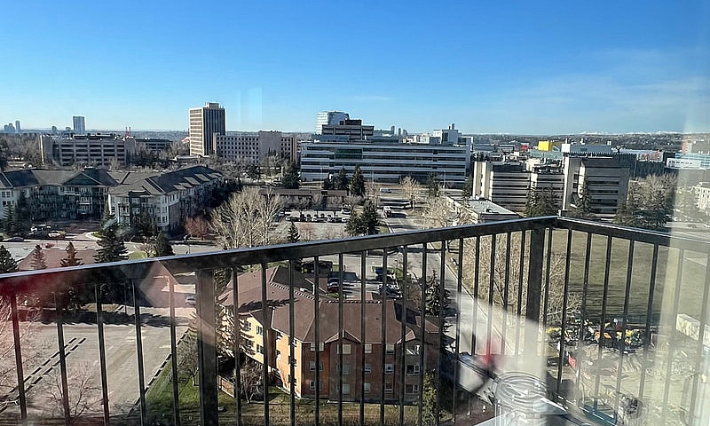 2B1B Unit Near Uofc ...