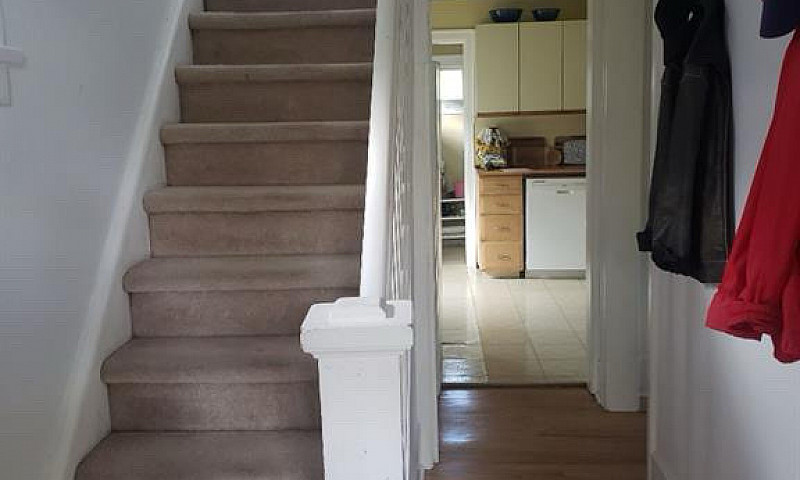 2 Bed 1 Bath Cozy Fu...