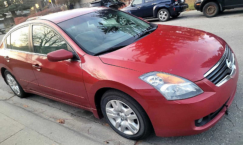 2009 Nissan Altima 2...