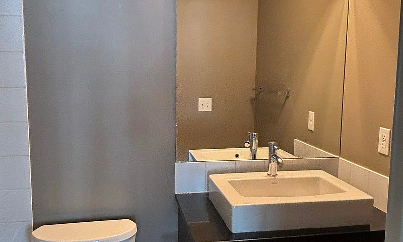 Spacious 2 Bedroom 2...