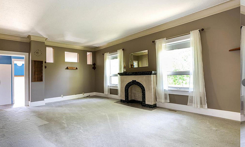 3Br Home On .42 Acre...