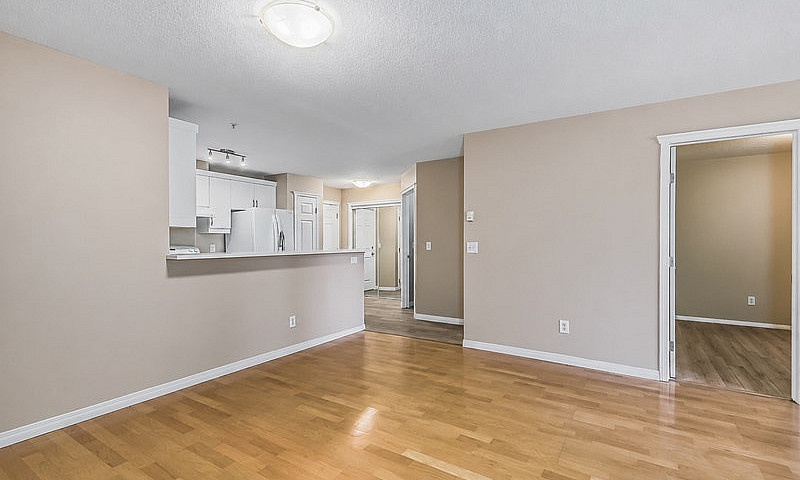 2 Bed 2 Bath + Den C...