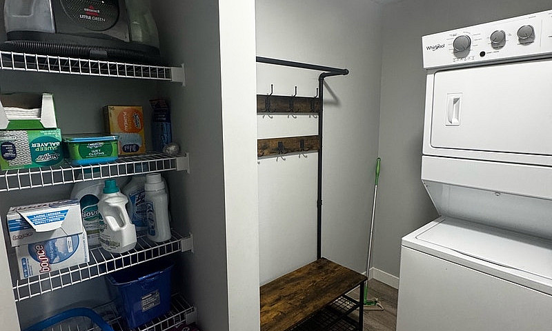 2 Beds 2 Baths Apart...