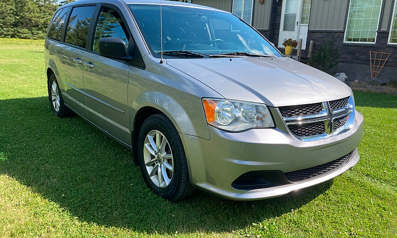 2015 Dodge Grand Car...