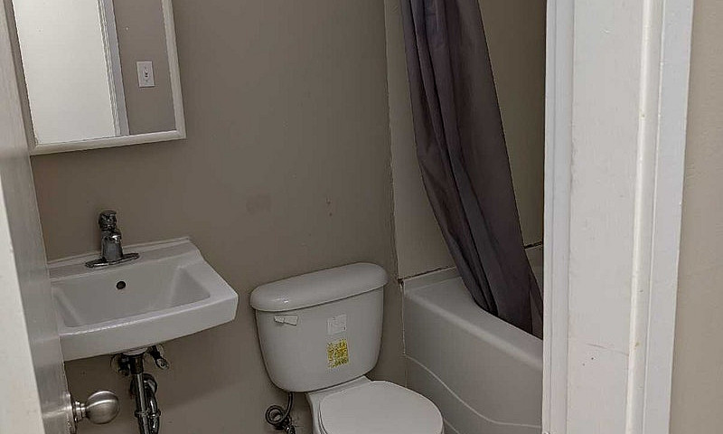 1 Bed Apartment For ...