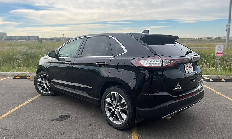 2018 Ford Edge Titan...