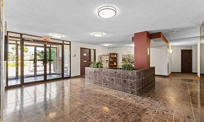240 Maisonneuve – Gr...