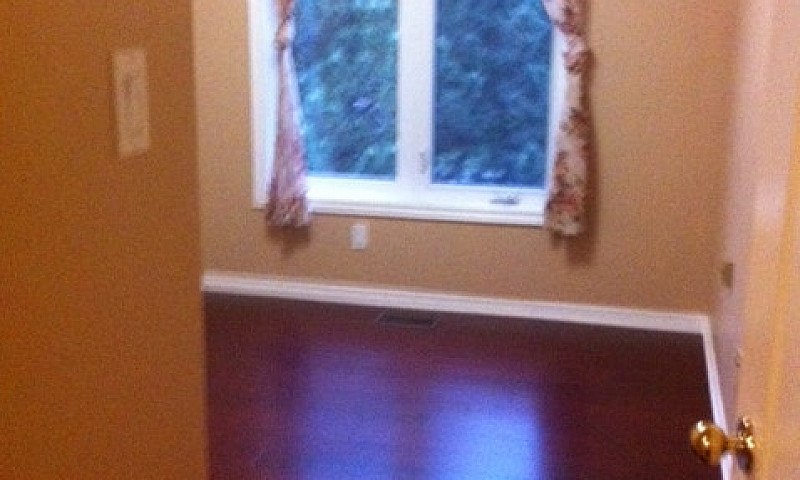 Executive 3Bdrm Town...