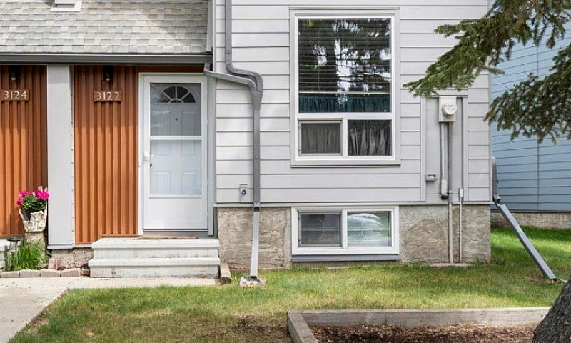 3122 142 Av Nwedmont...