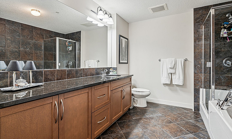 Condo For Sale! 2Bed...