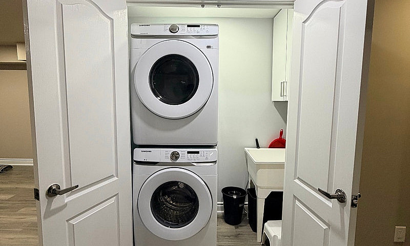 2 Bedroom + 1 Bathro...