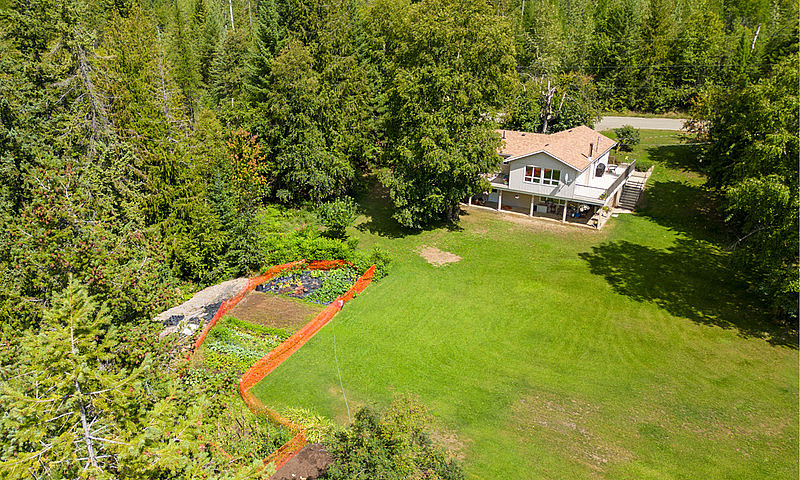 For Sale: 467 Meadow...