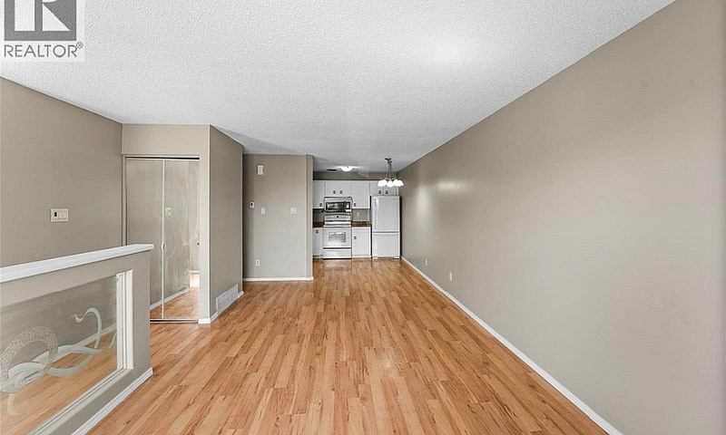 Beautiful 3-Bed, 2-B...