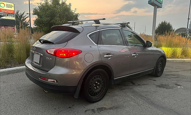 Infiniti Ex35...