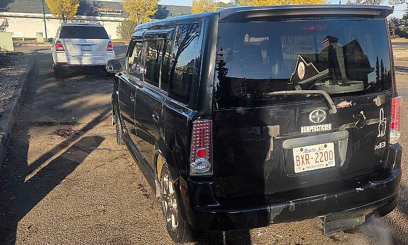 04 Scion Xb...