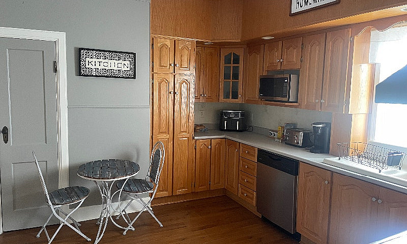 Fully Furnished Ocea...