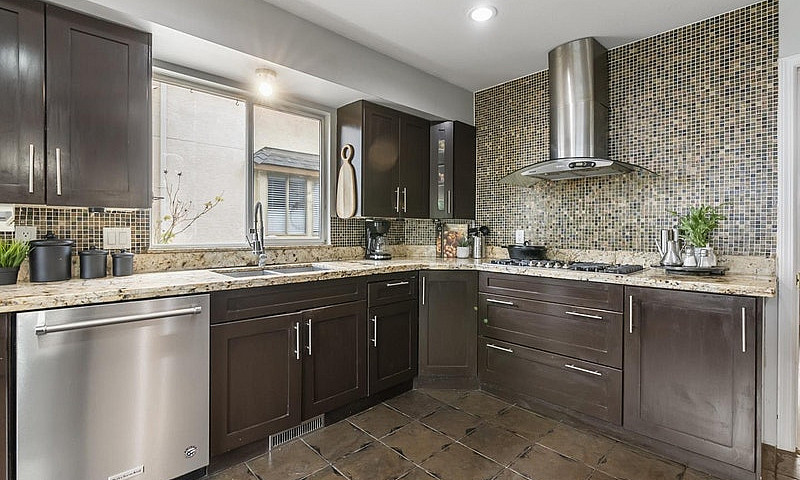 Luxury Fully Furnish...