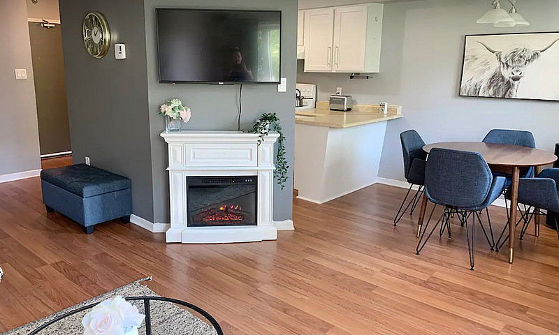 2Bed 1.5Ba On Quinpo...
