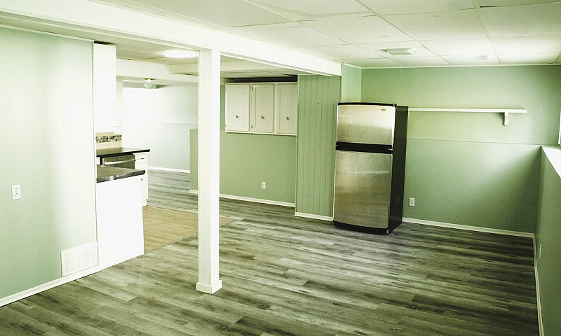 Basement Suite Renta...