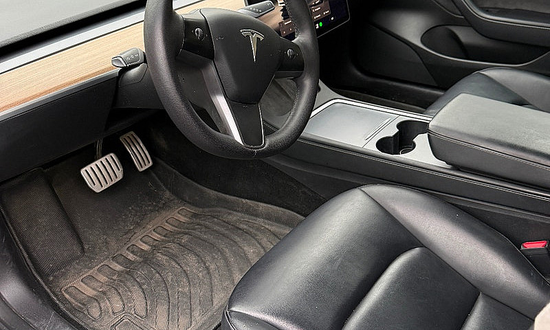 Tesla Model 3 2023 P...