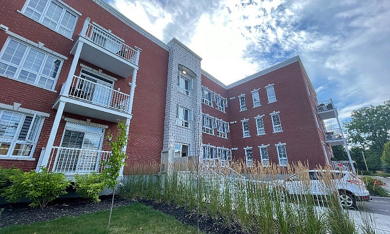 Hudson Residences Co...